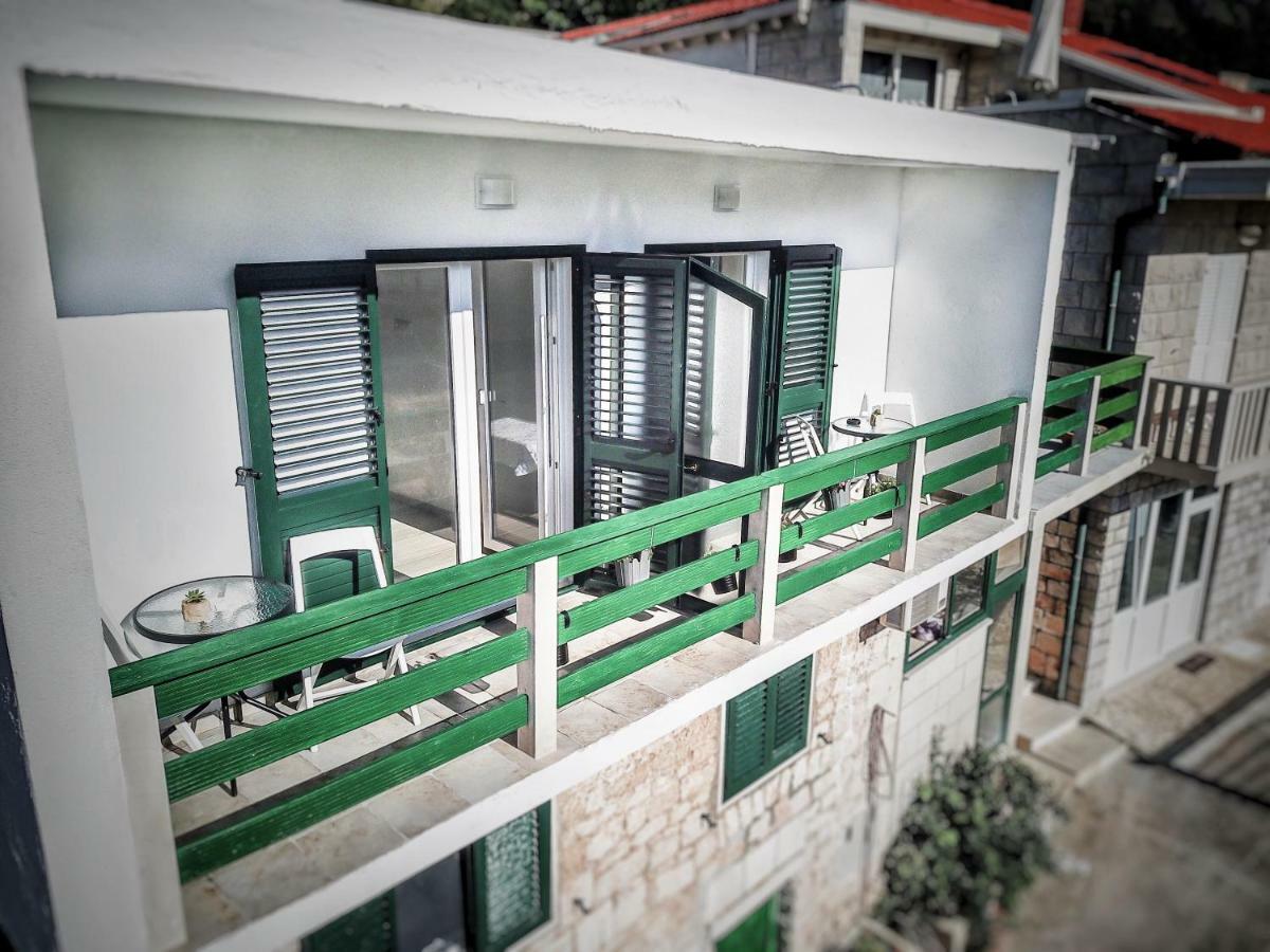 Apartmani Ada 1 Povlja  Exteriör bild